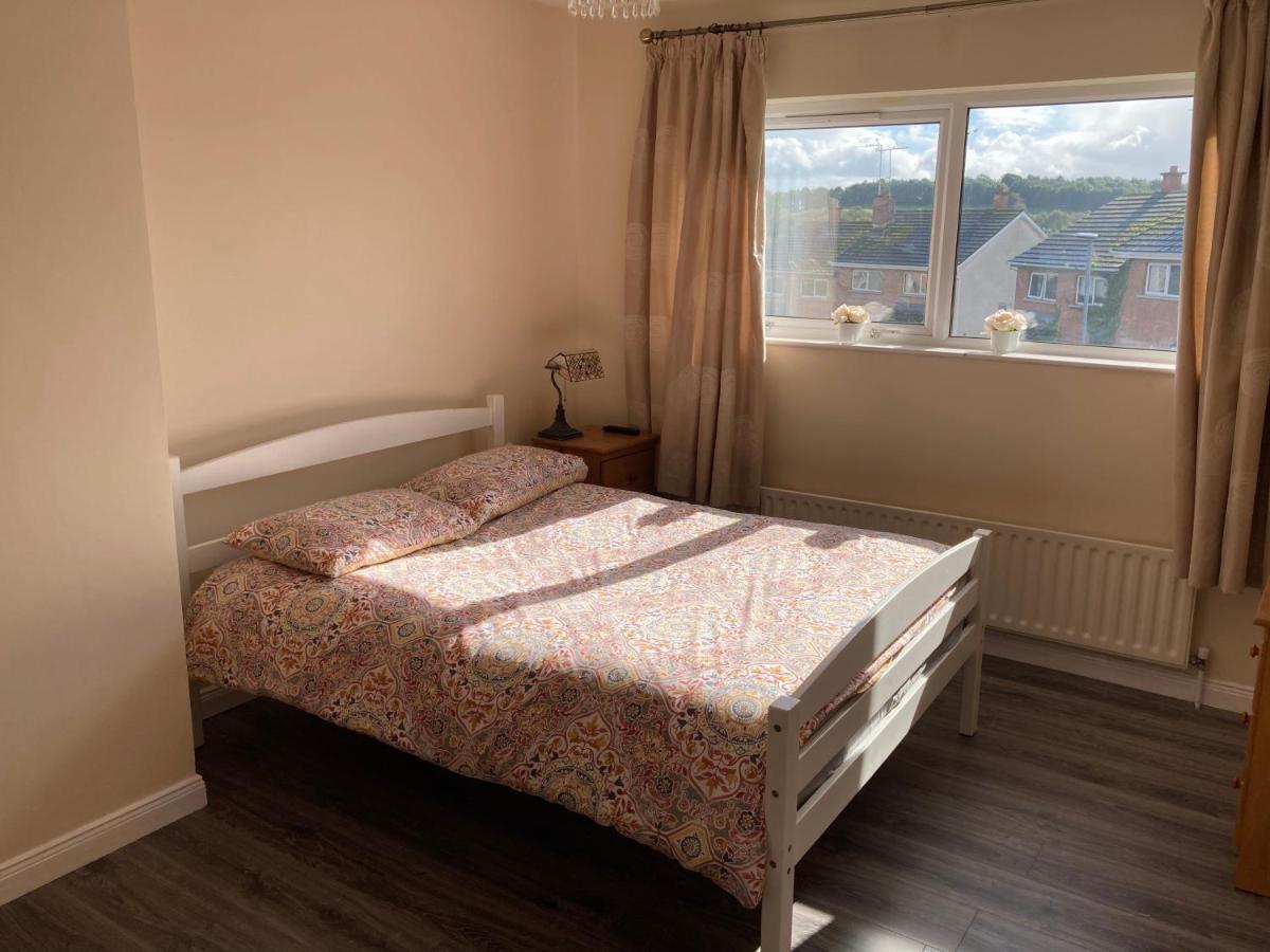 Enniskillen House Екстер'єр фото