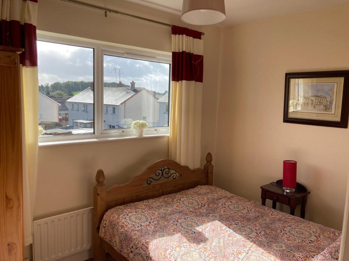 Enniskillen House Екстер'єр фото